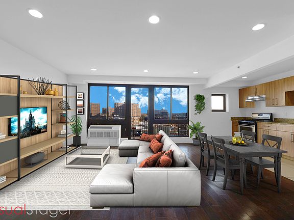 3rd image of 203 E 121st St APT 902