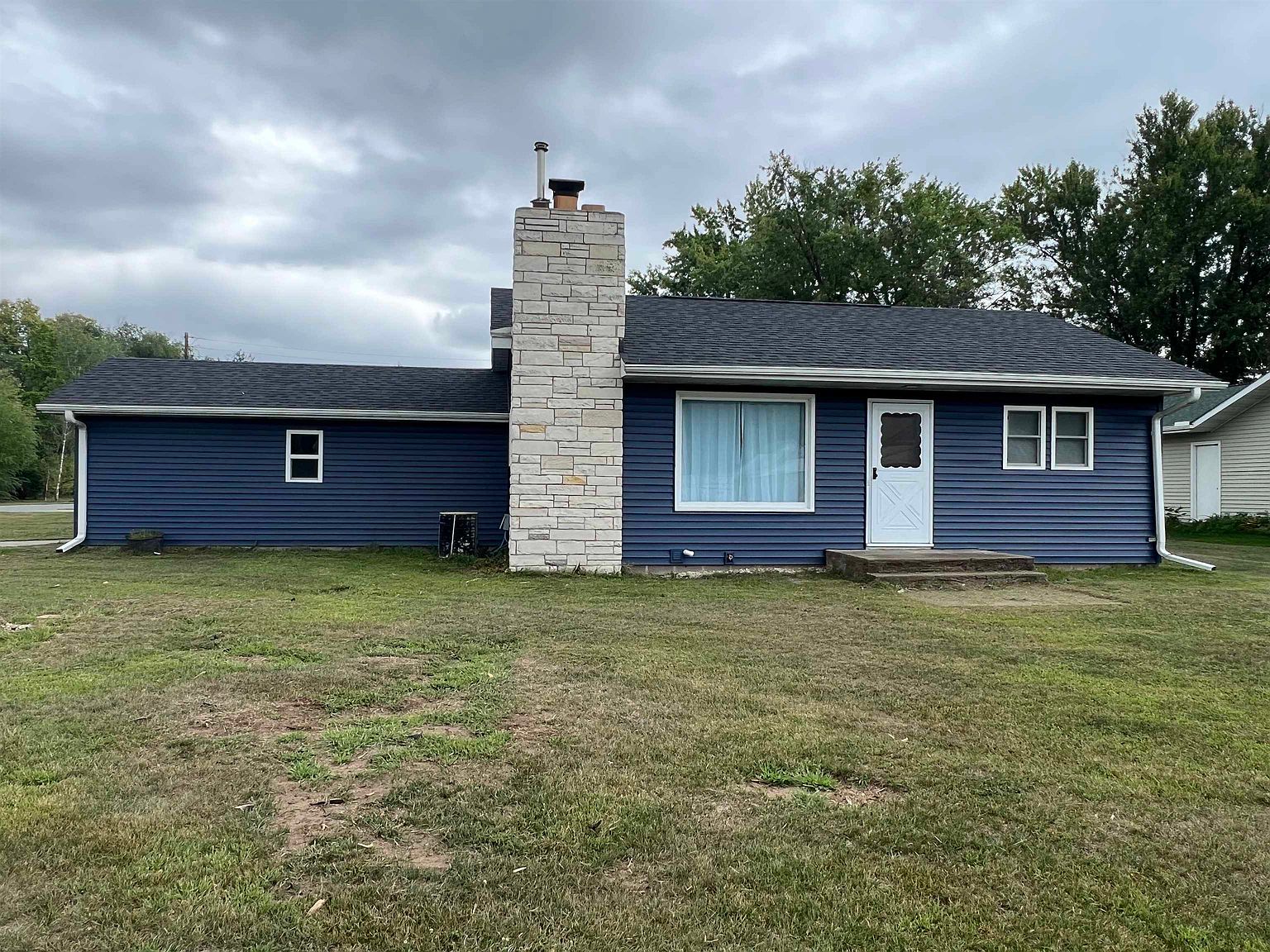 131 N 3rd St, Harpers Ferry, IA 52146 MLS 147882 Zillow