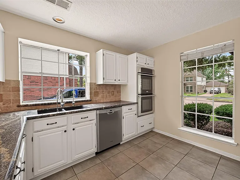 3414 Cobblestone Creek Way — Photo 22