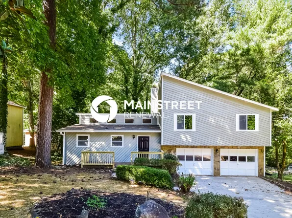 6855 Red Maple Dr, Rex, GA 30273