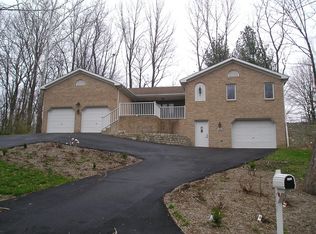 711 Hidden Valley Dr, Richmond, IN 47374