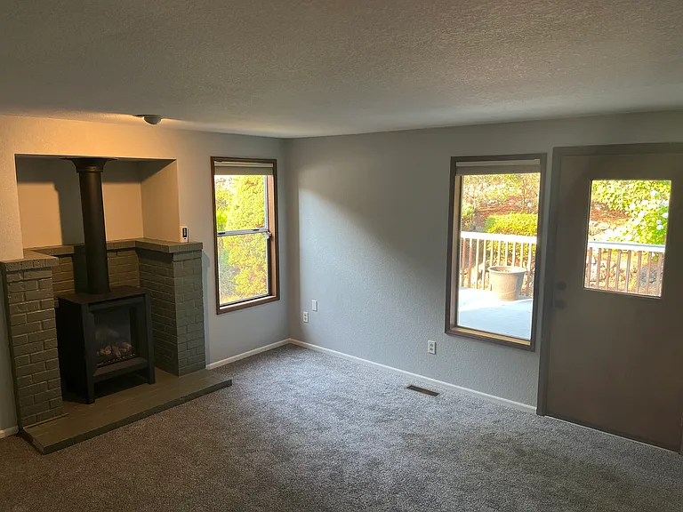 7410 Lazy South Ln NE — Photo 39