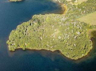 1 Hylander Point Rd, Brooksville, ME 04617