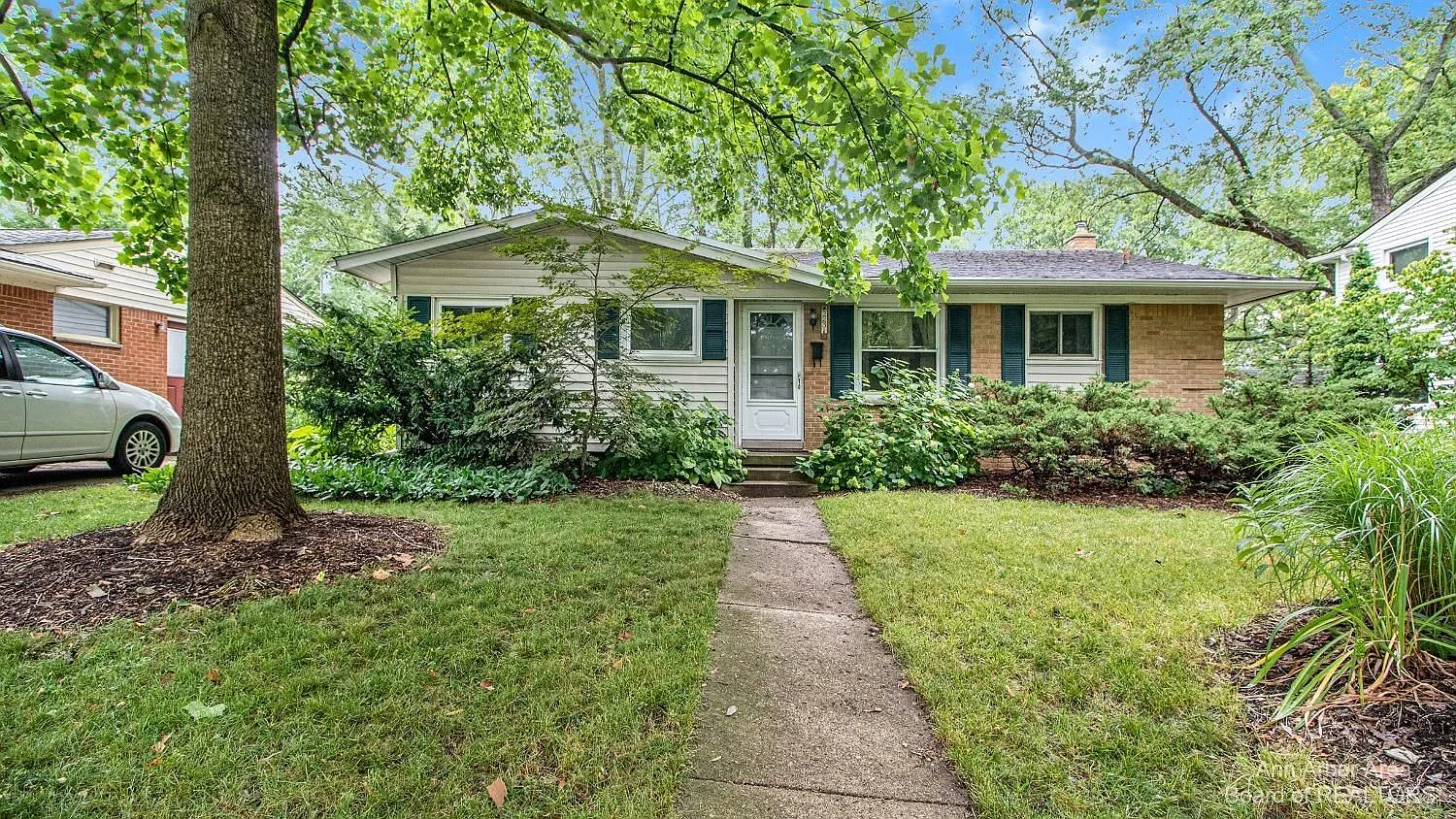 2231 Walter Dr photo 1