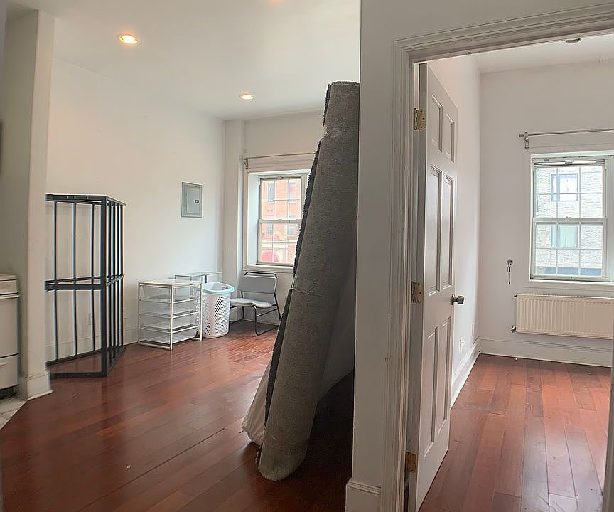 1st image of 2149 Caton Ave #1
