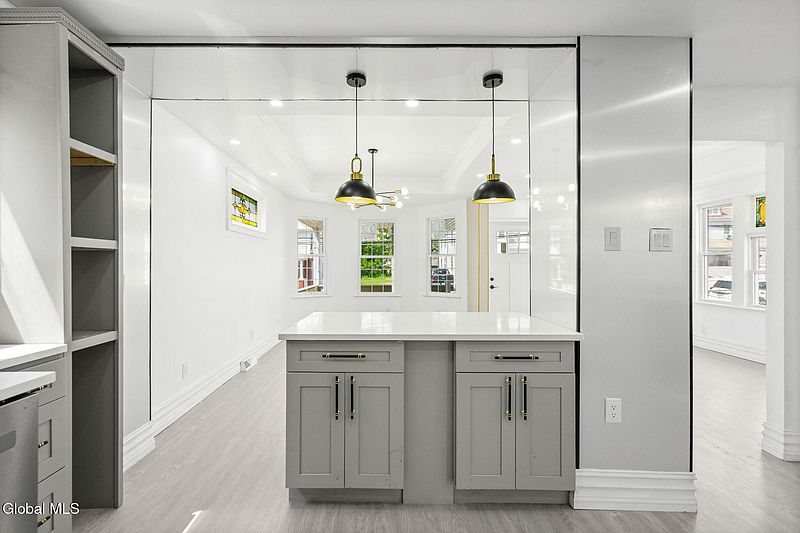 3rd image of 1321 3rd Avenue