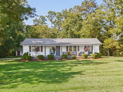 29 Abbeville St, Due West, SC, 29639