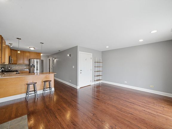 5th image of 7501 W Irving Park Rd APT 2