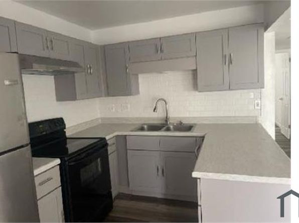 2705 Lantern Walk SE UNIT D