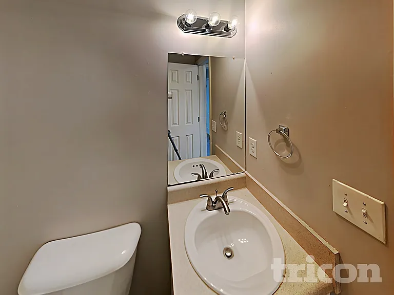 51 Colby Ct — Photo 11