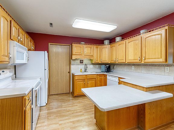 3rd image of 522 Story St Unit 303