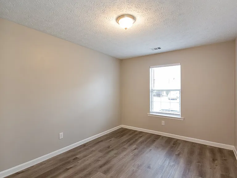 2060 Stoneoak Dr — Photo 15