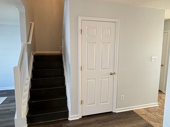 3rd image of 6304 Hibiscus Ct