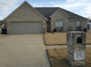 211 Candy Cv, Marion, AR 72364