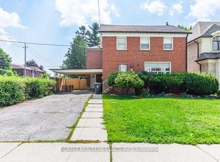 41 Fairholme Ave #BASEMENT, Toronto, ON M6B 2W7
