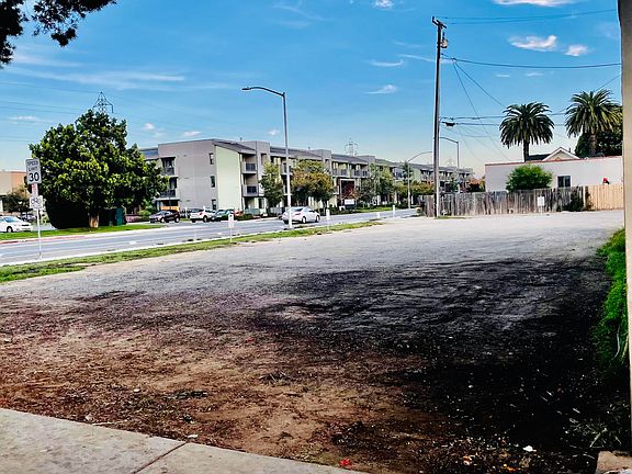 5th image of 0 NE Main St