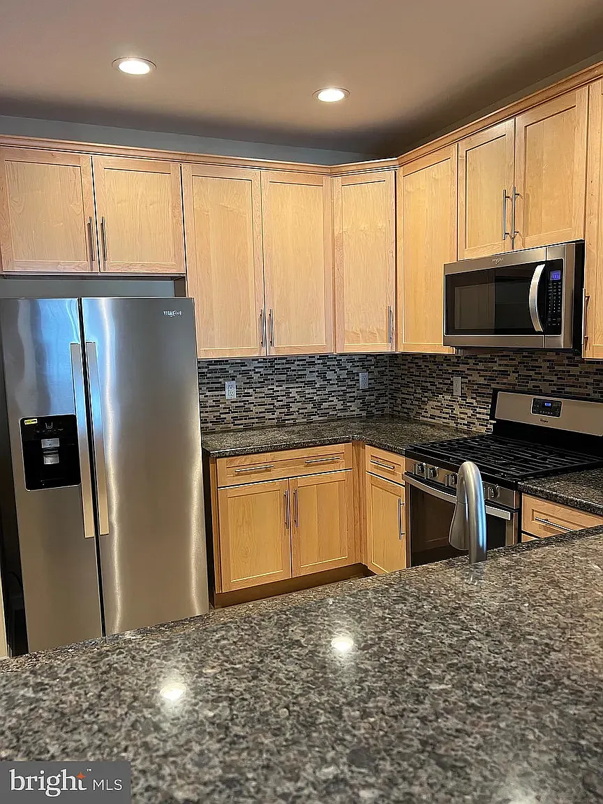 2 bed, 1241 sqft, $3,150 — Photo 2