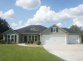 16 W Stanley Rd Ext, Ray City, GA 31645