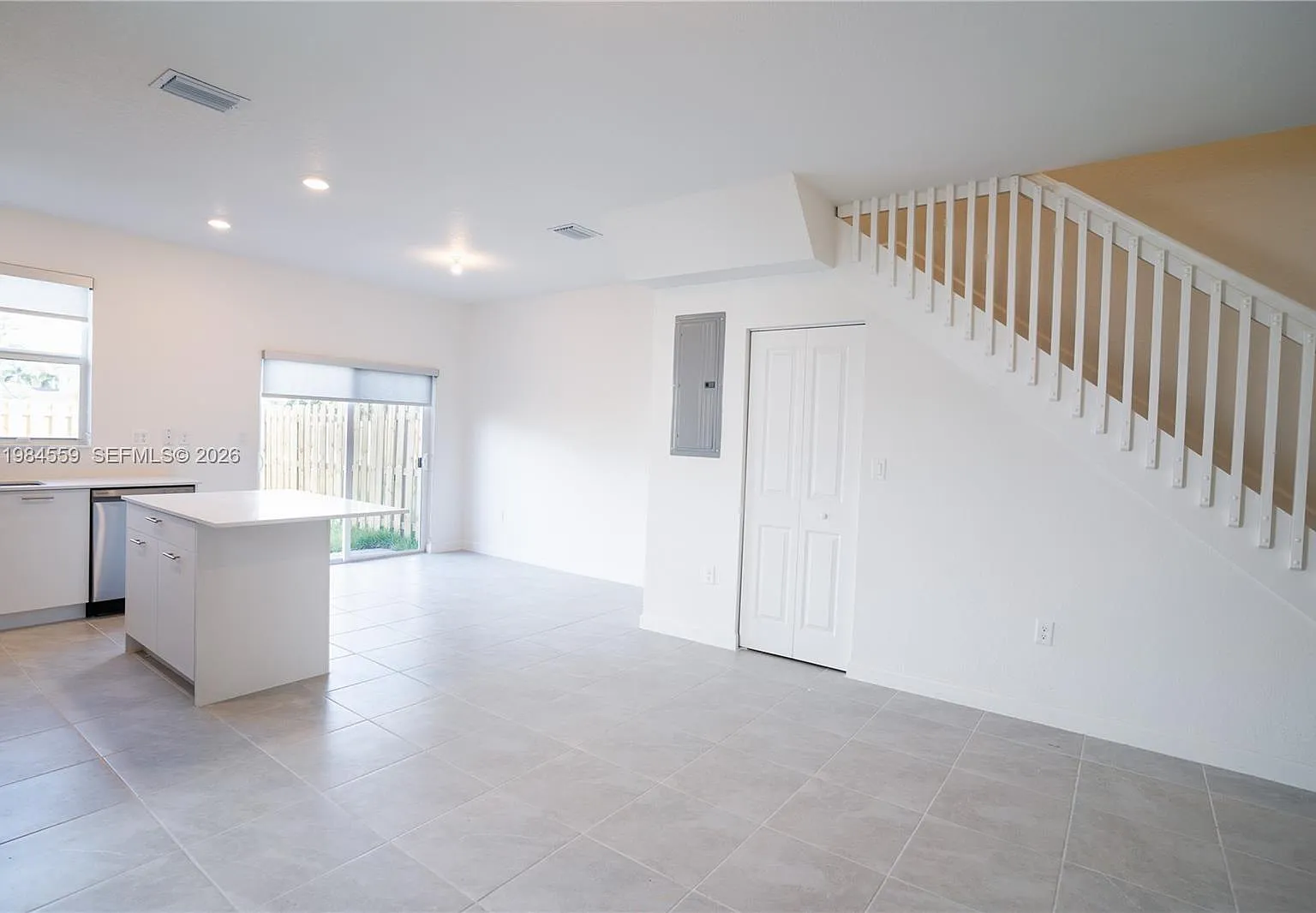 12133 Nw 23rd Ct - 12133 Nw 23rd Ct Miami, Fl 33167 — Photo 3