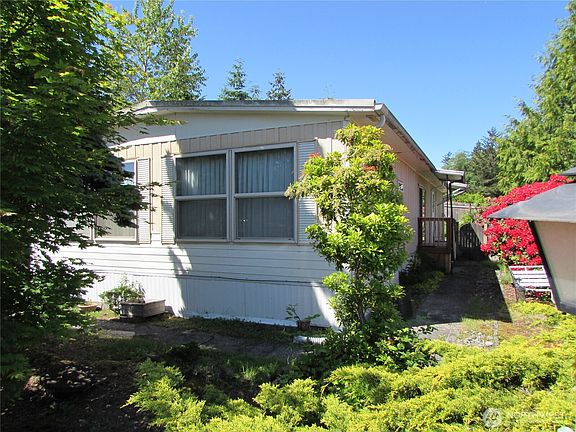 2nd image of 5220 176th Street SW #9