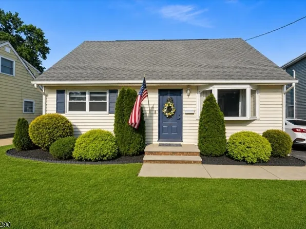 29 Central Ave, Pompton Lakes Boro, NJ 07442