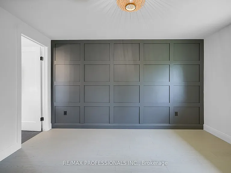 1481 Jefferson Rd — Photo 17
