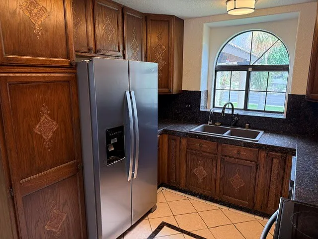 54420 Eisenhower Dr — Photo 10