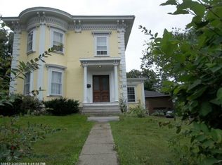 735 Main St, Calais, ME 04619