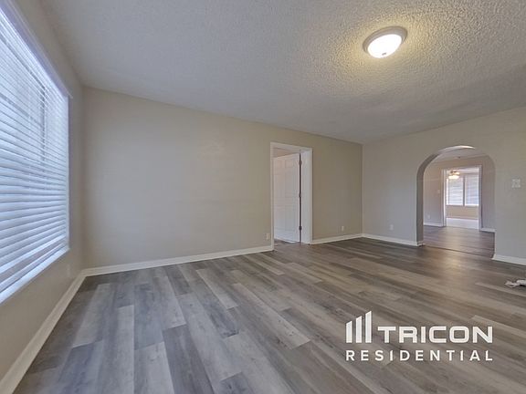 2nd image of 216 Brighton Way