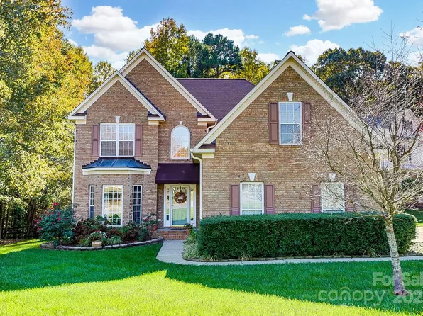 7484 Brentfield Ln, Stanley, NC 28164