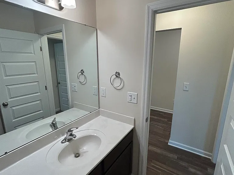122 Daymark Dr — Photo 10