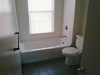 3rd image of 3 Copeland St #2