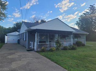 294 Louis Ave, Girard, OH 44420