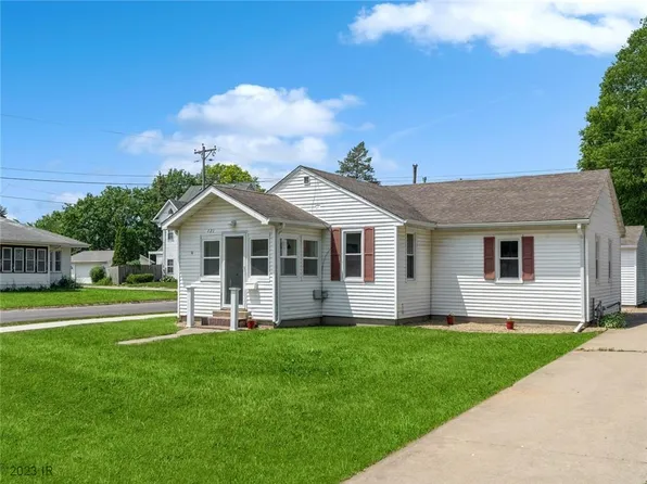 721 W 5th St S, Newton, IA 50208