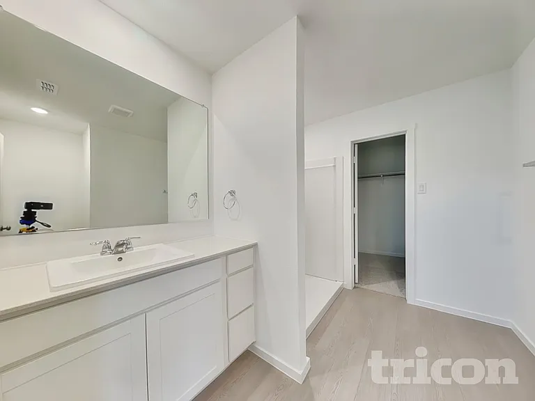 1624 Parliar St — Photo 16