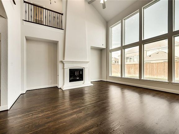 2nd image of 3621 Badger St