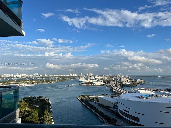 5th image of 900 Biscayne Blvd APT 3001