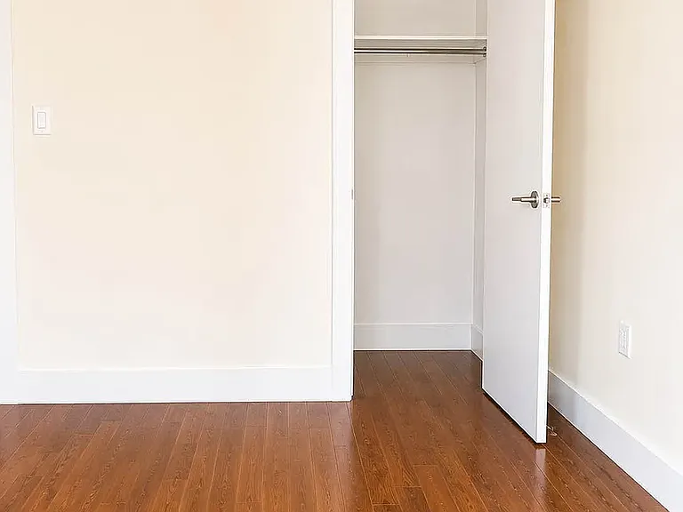 720 W 181st St #45 — Photo 8