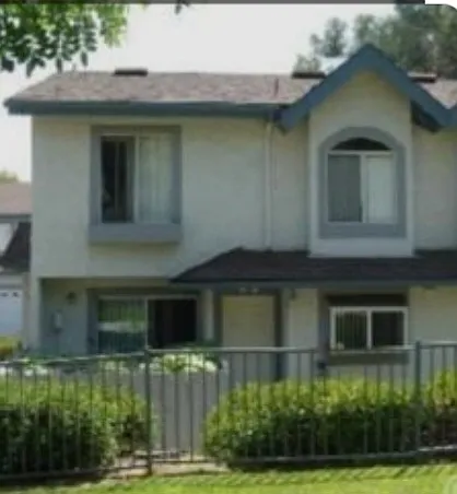 8106 Loren Ln — Photo 1