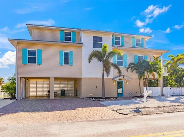 115 30th St, Holmes Beach, FL 34217