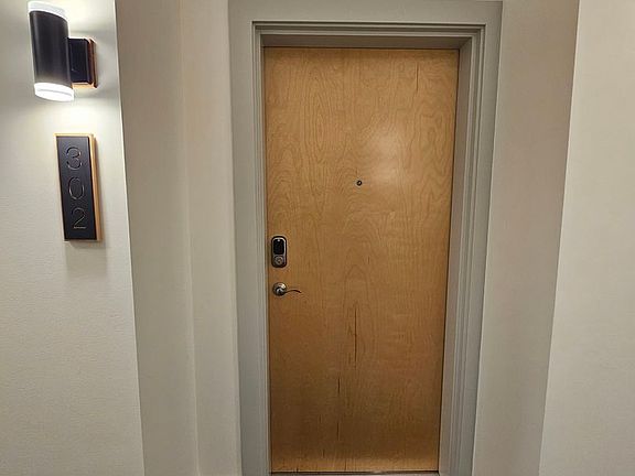 3rd image of 530 Broadway E APT 302
