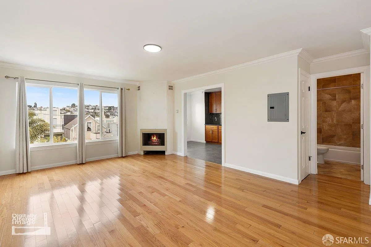 2 bed, 1.0 bath, 1000 sqft, $6,500 — Photo 1
