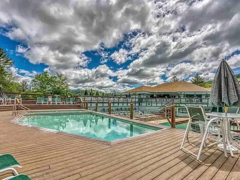 10 Aspen Dr — Photo 21