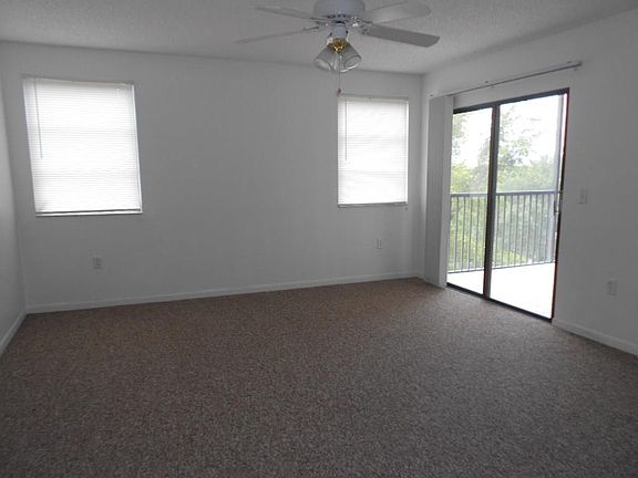 5th image of 507-2240 S Cypress Bend Dr #507