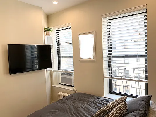 Rented by Owner | media 21