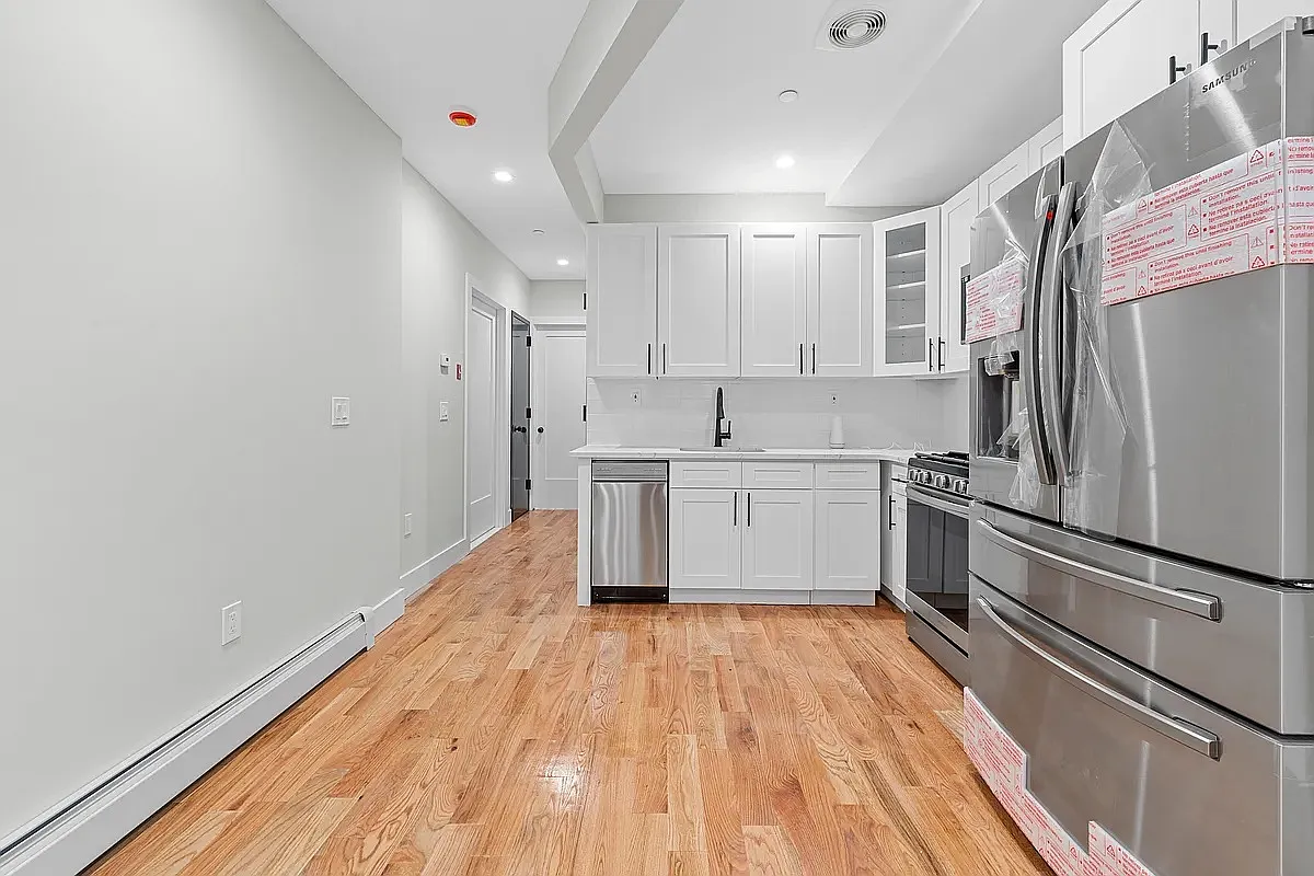238 Wyona Street — Photo 2