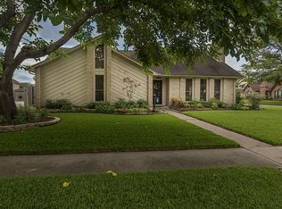 4739 Pine Valley St, Pasadena, TX 77505