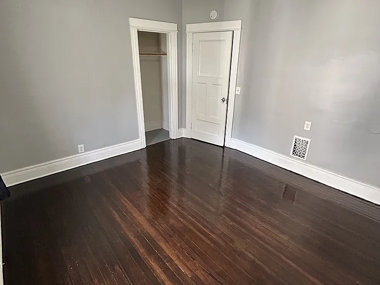 140-142 Electric Ave #140 — Photo 2