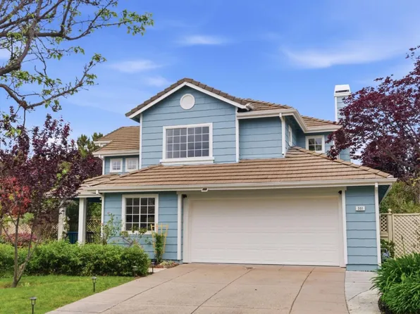 301 Saint Martin Dr, Redwood City, CA 94065