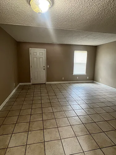 880 N Lola Ln Photo 1